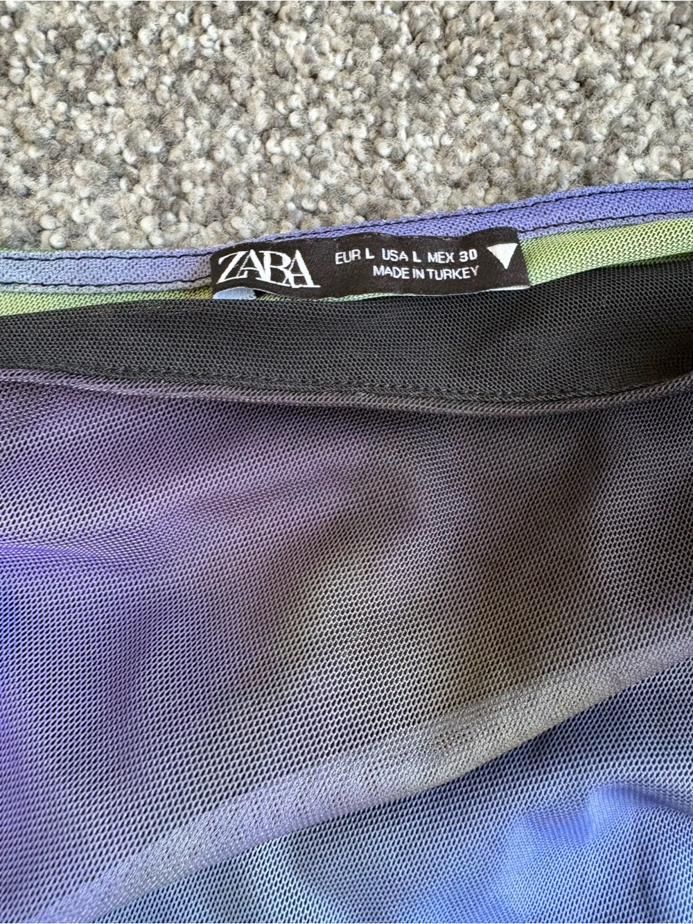 Zara Tulle Printed Asymmetric Top One Sheer Sleeve Green Black Blue Size Large - Picture 5 of 9